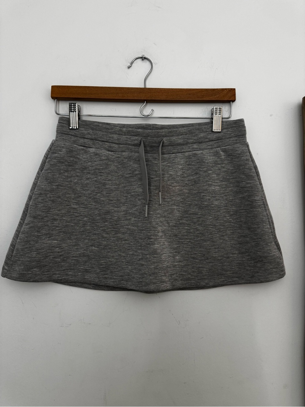 Ocean Drive Skorts bundle of 2 gray and black